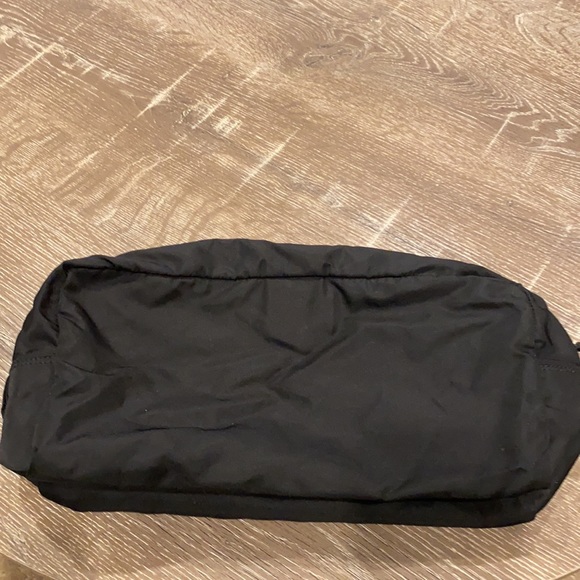 Prada bag - Picture 2 of 4